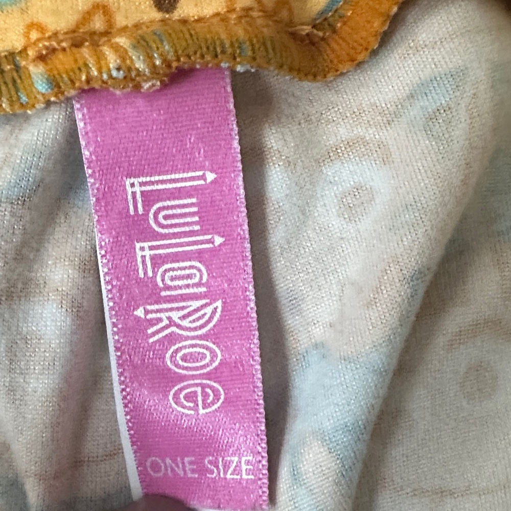 Lularoe OS Disney Toy Story Alien Yellow Woman’s Leggings - Picture 3 of 3